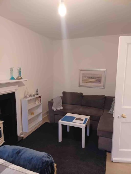 The Wee Room -Stay Where All St Andrews Is On The Doorstep! ภายนอก รูปภาพ